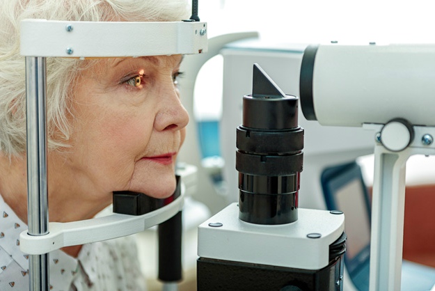 Aging | What Causes Cataracts?