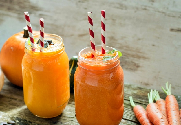 Consume Food Rich In Carotenoids | How To Prevent Glaucoma Naturally