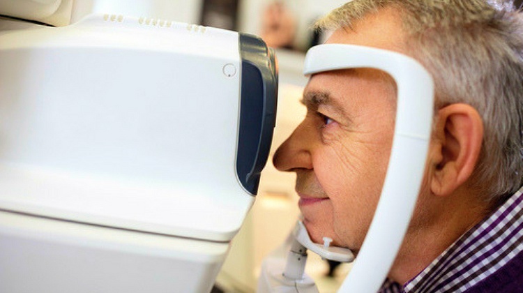 Common Signs Of Cataracts To Look Out For